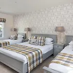 The King's Head 3* Thirlmere