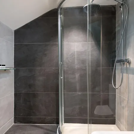 Hotell The King's Head 3*